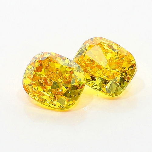 0.51 Carat Fancy Vivid   Orange Yellow CU VS2 GIA